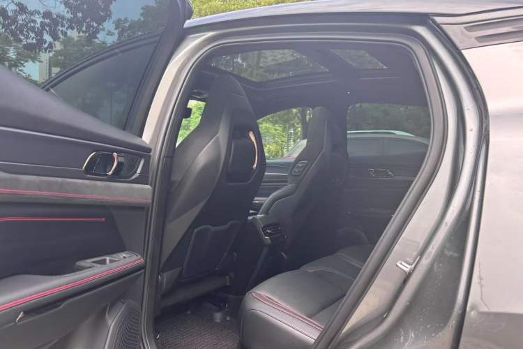 Used Lynk & Co 05 2022 2.0TD Four-Wheel Drive Dynamic Halo
