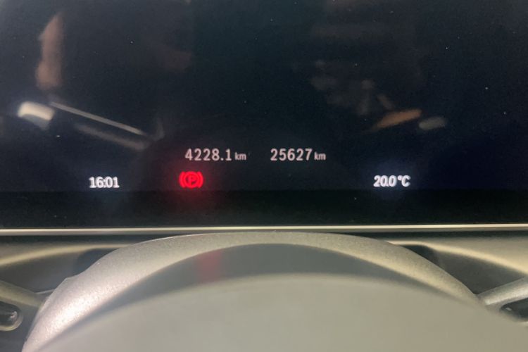 Used Mercedes-Benz C-Class 2024 Second Facelift C 260 L Sport Edition Odometer Close Up