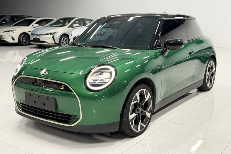 Used MINI Electric COOPER 2024 452km COOPER SE Artist