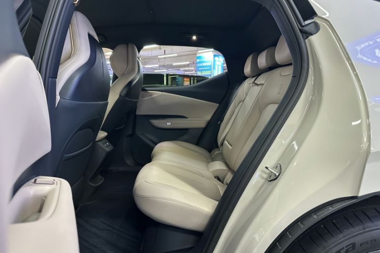 Used Lynk & Co Z20 2025 530 km Range Rear-Wheel Drive Pro
