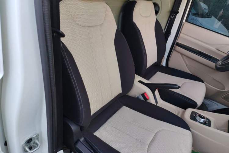 Used Kuayue Kuayue Xing V7 EV 2022 High-End Model with 240 km
