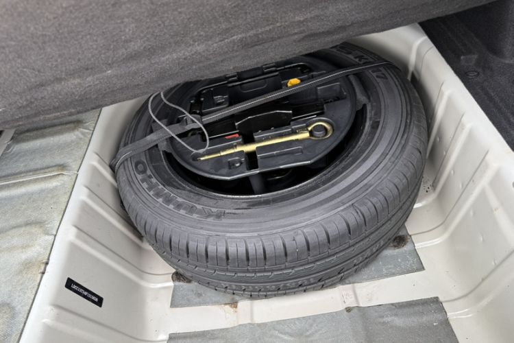 Used Citroen C-Quatre 2016 Classic Sedan 1.6L Automatic Prestige Model Interior 12