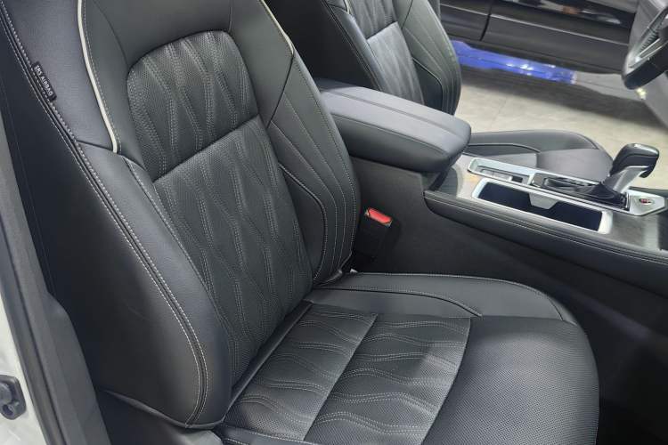 Used Nissan Teana 2022 2.0L XL-Upr Enjoyment Edition Interior 6