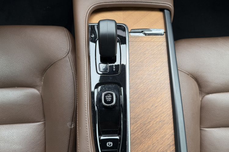 Used Volvo S90 2024 B5 Zhiyi Luxury Edition