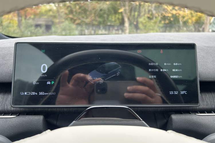 Used Nio ES7 2022 100kWh First Edition Odometer Close Up