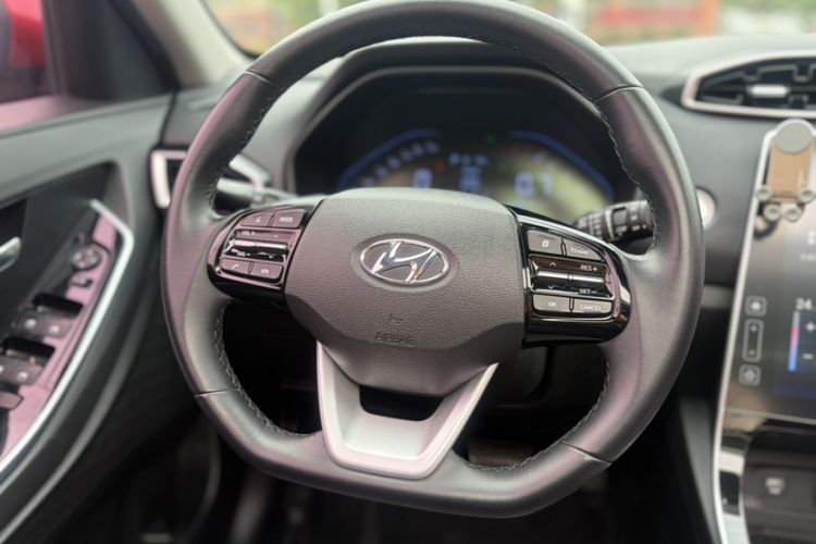 Used Hyundai ix25 2020 1.5L CVT GLS Smart Model Steering Wheel