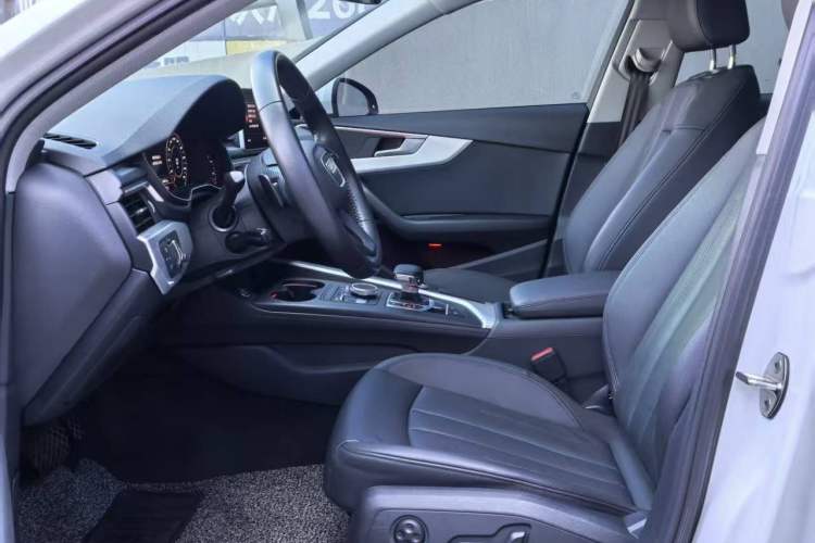 Used Audi A4 2020 Avant Avant-garde 40 TFSI Fashionable and Dynamic Model
