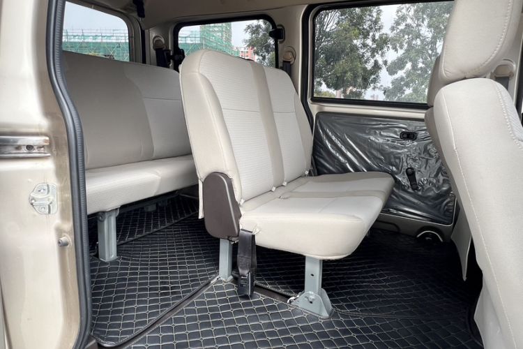 Used Wuling Hongguang V 2022 1.5L Jingqu Edition Electric-Assist LAR Exterior 11