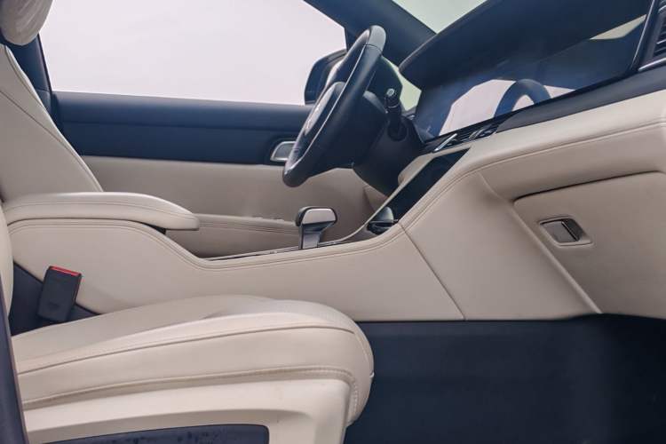 Used Li Auto ONE 2021 Extended-Range 6-Seater Version
