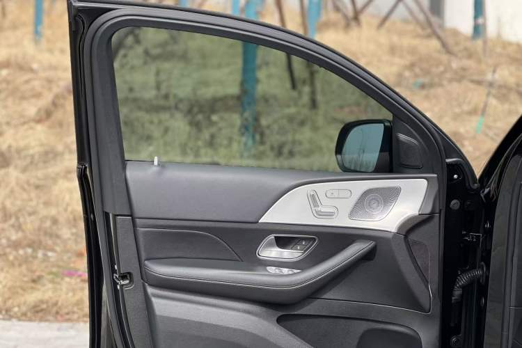 Used Mercedes-Benz GLE 2023 GLE 350 4MATIC Coupe SUV Fashion Model