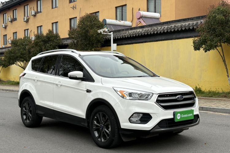 Used Ford Kuga 2019 EcoBoost 180 Two-Wheel-Drive Platinum Edition China VI Standard
