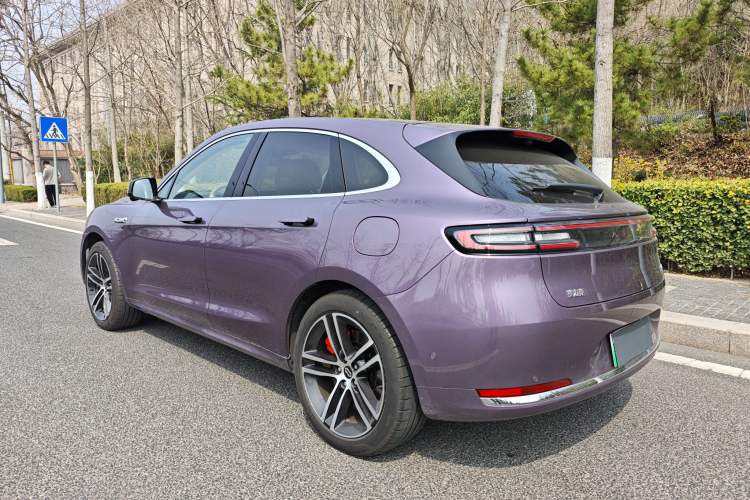 Used Hima AITO M5 2025 Extended-Range Ultra All-Wheel-Drive Version
