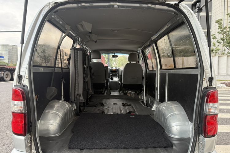 Used Jinbei Express 2020 2.0L Upgraded Version China VI Standard 6-Seater 1TZS