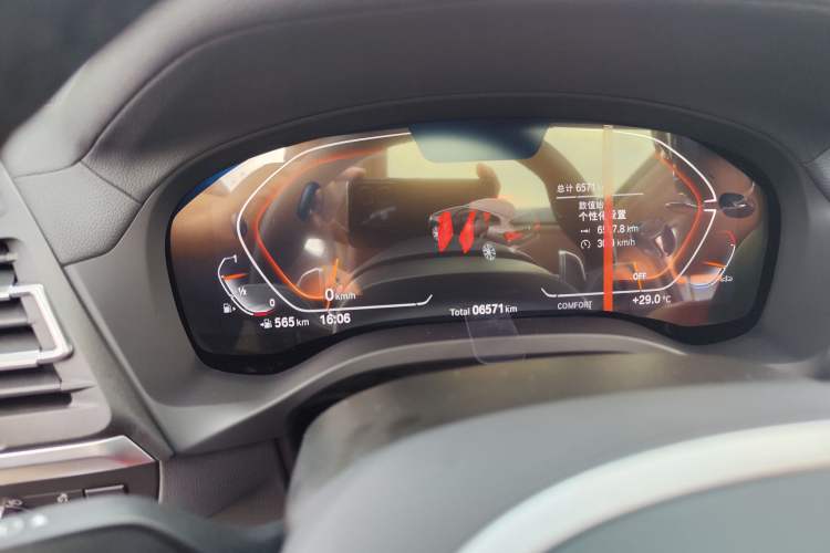 Used BMW X3 2023 Restyled xDrive30i Leading Edition M Night Sky Package Odometer Close Up