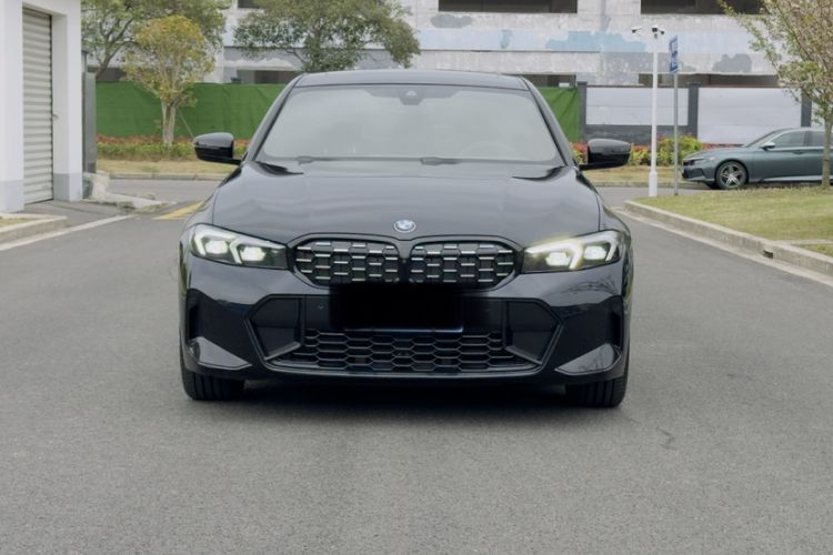 Used BMW 3 Series 2024 325i M Sport Night Edition Package Exterior 2