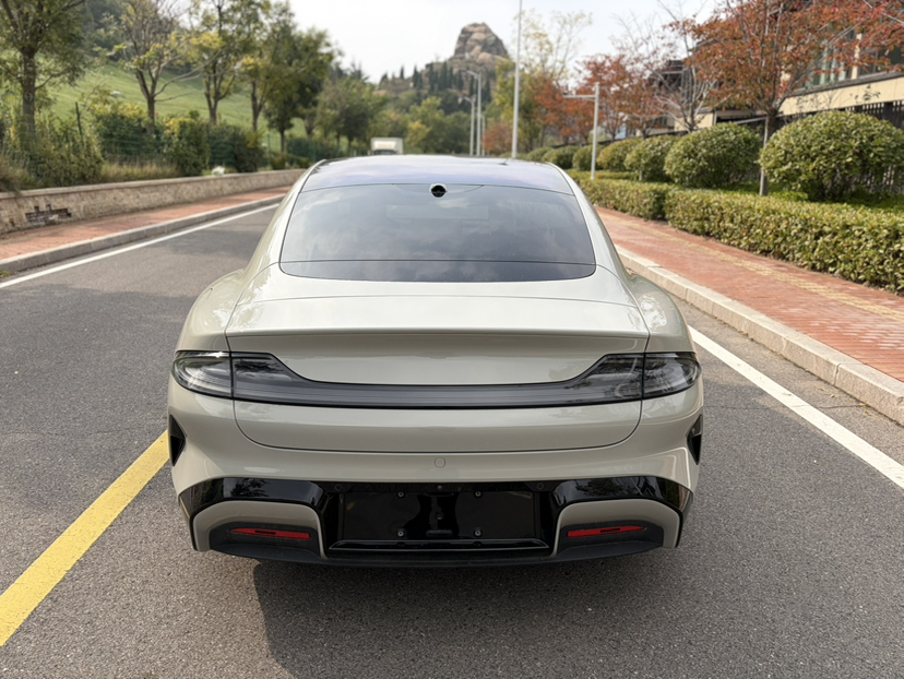 Xiaomi Auto SU7 2024 Rear-Drive Long-Range Intelligent Driving Version — снимка 16
