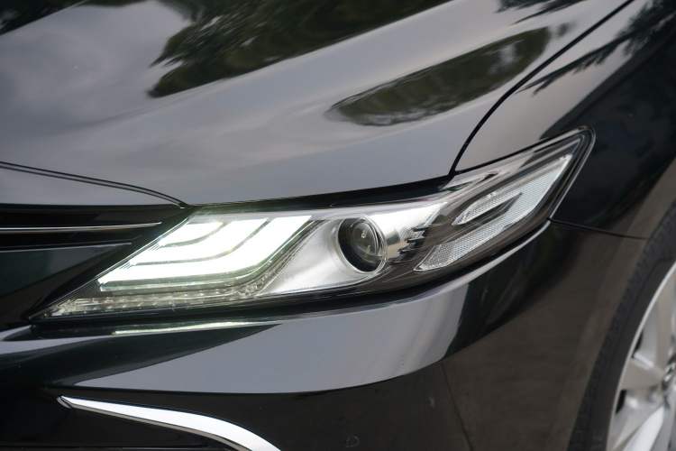 Used Toyota Camry 2021 2.0G Luxury Edition
