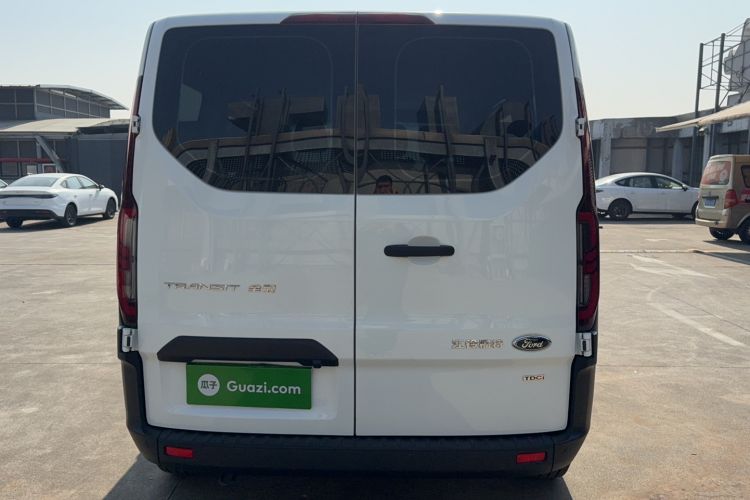 Used Ford Transit 2023 2.0T Diesel Manual Multifunction Commercial Vehicle Short Wheelbase Low Roof 5/6 Seats
