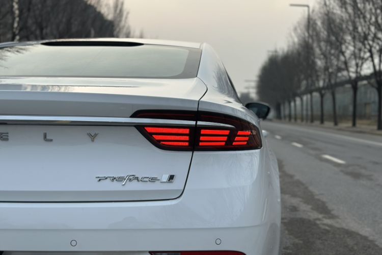 Used Geely Auto Preface 2026 Model Oriental Yao 1.5TD Fuyao Edition Exterior 7