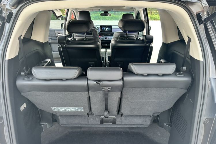 Used Honda Elysion 2022 2.0L eHEV Luxury Edition