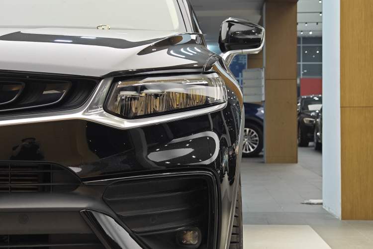 Used Geely Auto Monjaro New Energy 2019 Updated 400T YAOXINGER Pure Electric Range of 56 KM
