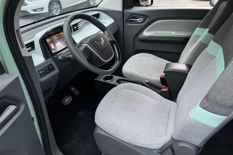 Used Wuling Hongguang MINIEV 2021 Macaron Premium Model – Lithium Iron Phosphate