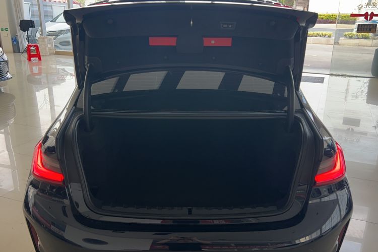 Used BMW 3 Series 2025 330Li M Sport Shadowline Package
