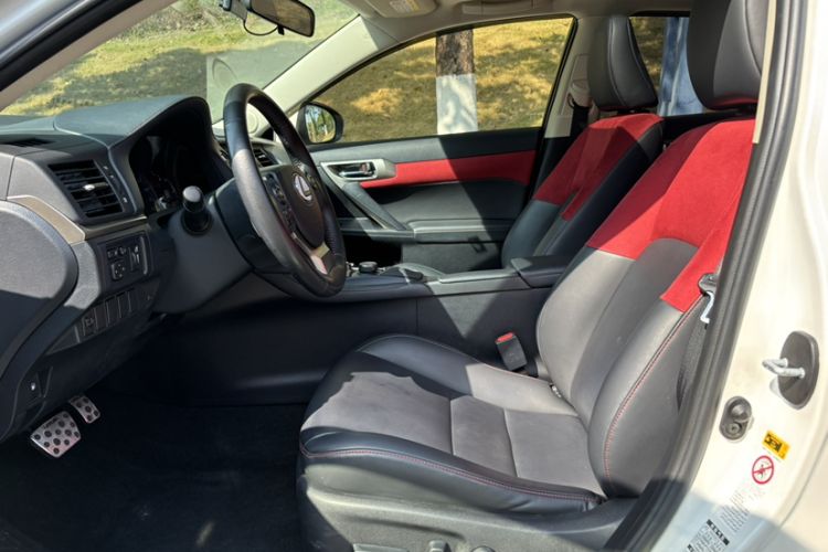 Used Lexus CT 2017 CT200h Comfort Edition Monochrome China V Standard