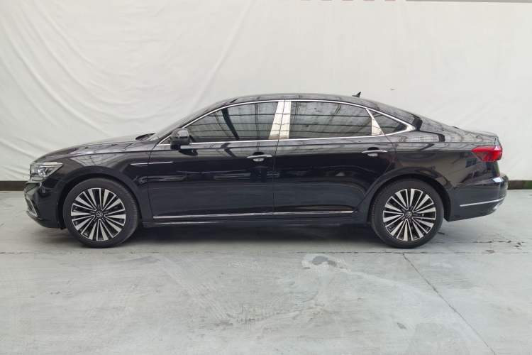Used Volkswagen Passat 2021 330TSI Luxury Edition Exterior 12