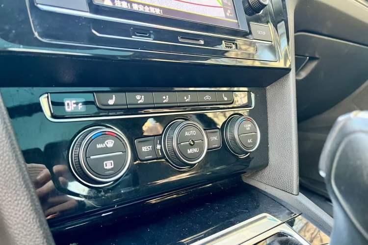 Used Volkswagen Magotan 2018 380TSI DSG Luxury Model
