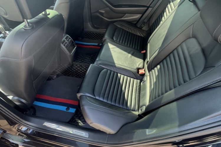 Used Volkswagen Magotan 2019 330TSI DSG Leading Model China VI Standard