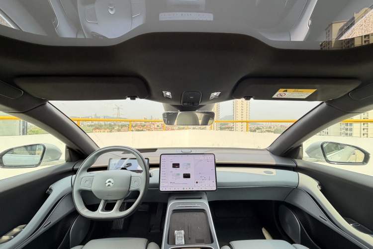 Used Nio ET5T 2025 75 kWh Touring Interior 6