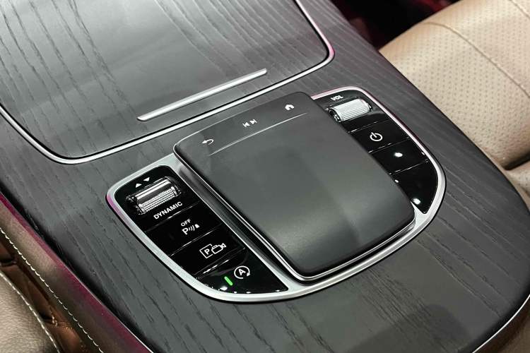 Used Mercedes-Benz E-Class 2022 Second Facelift E 260 L