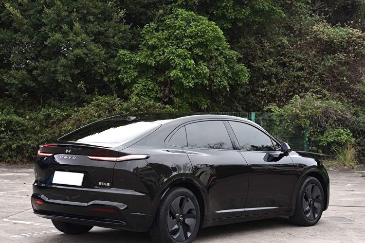 Used ONVO L60 2024 60 kWh Rear-Drive Version Exterior 8