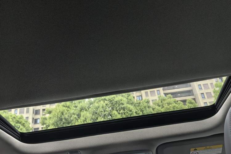 Used Cadillac ATS-L 2017 28T Tech Edition Interior 7