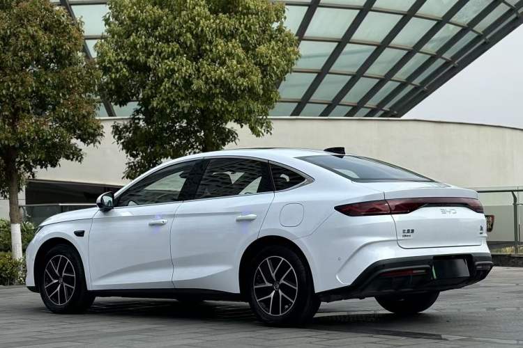 Used BYD Qin L 2025 DM-i Smart Drive 120KM Superior Model