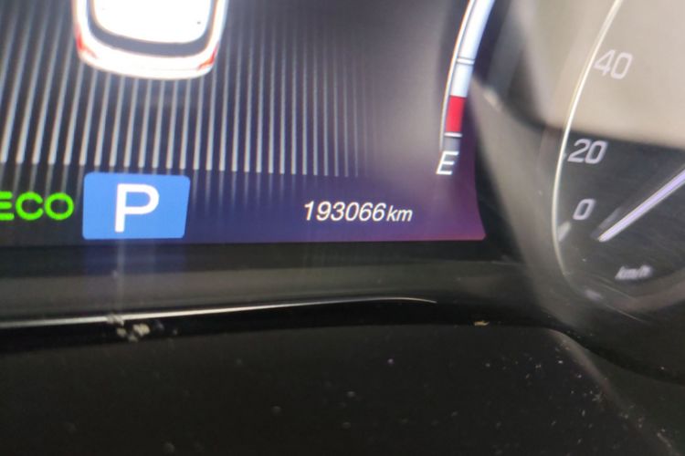 Used GAC Trumpchi GS8 2017 320T Two-Wheel Drive Luxury Smart Connectivity Version (7 Seats) Odometer Close Up