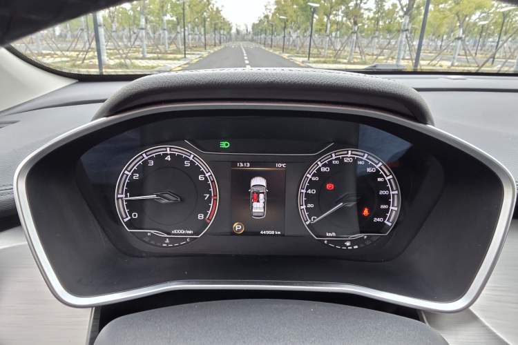 Used Geely Auto Coolray 2019 260T DCT Knight China VI Standard