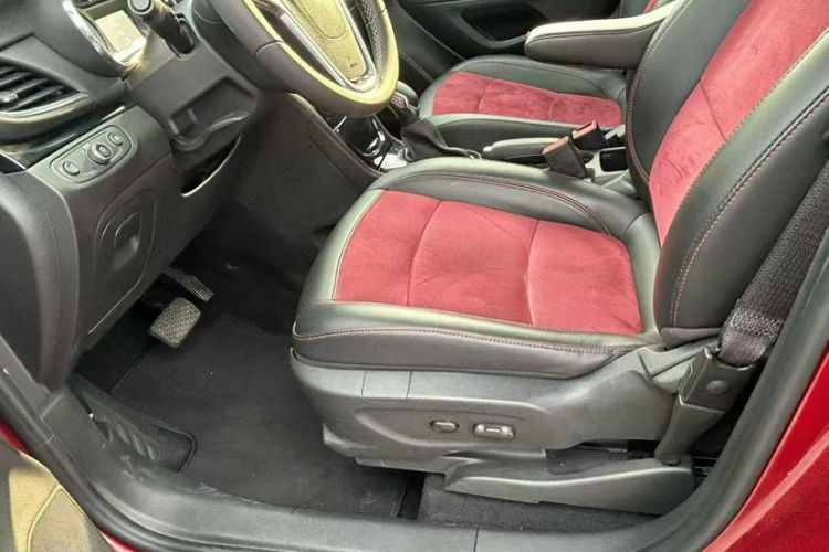 Used Buick Encore 2018 18T Automatic Two-Wheel Drive Urban Elite Model