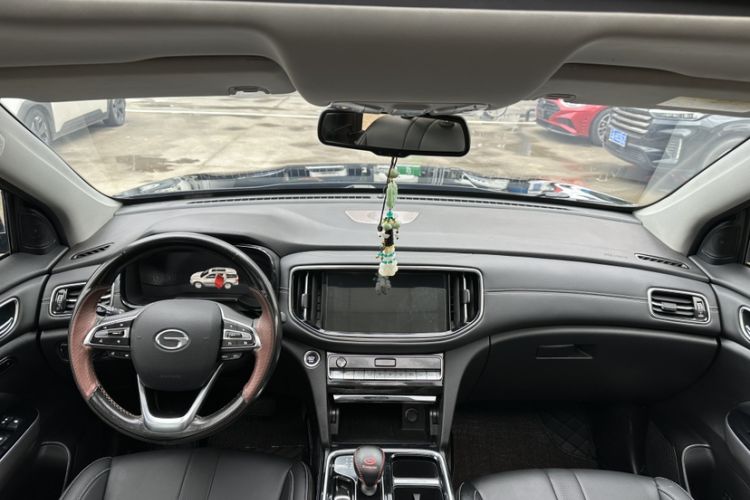 Used GAC Trumpchi GS8 2021 390T Two-Wheel-Drive Dark Knight Edition Interior 5