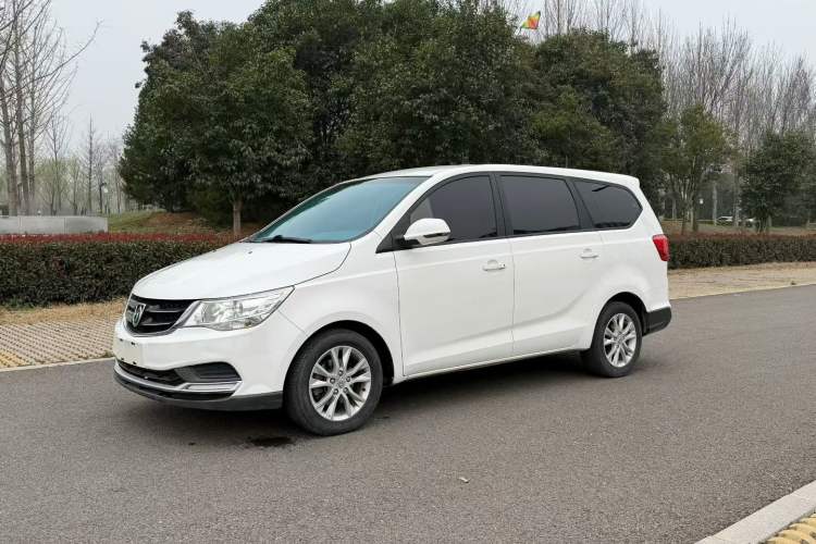 Used Baojun 730 2016 1.5L Manual Standard Version 7 Seats