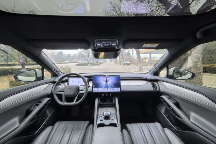 Used BYD Song L EV 2025 Intelligent Driving Version 662 km LiDAR Excellence Edition
