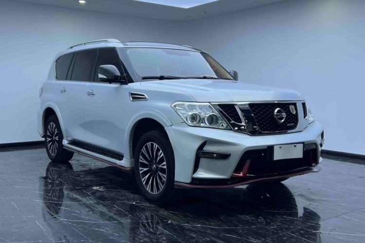 Used Nissan Patrol 2018 4.0L LinkedIn Edition