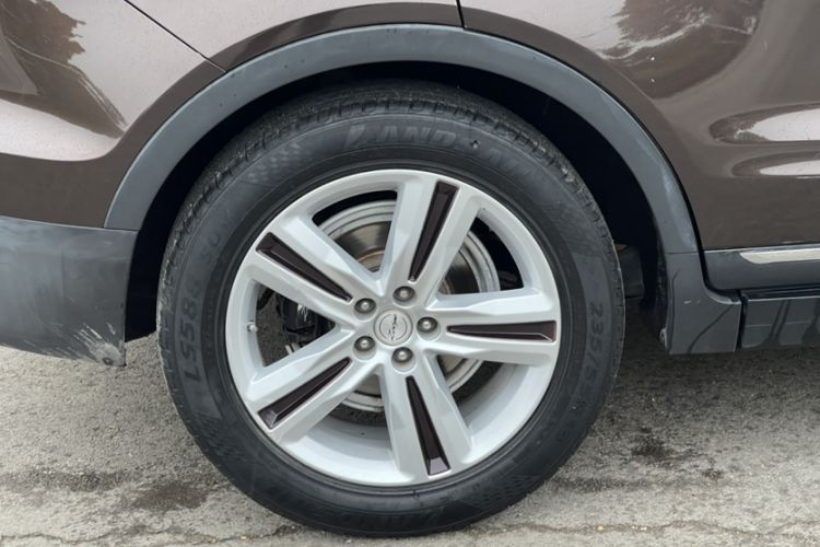 Used Zotye T700 2017 1.8T Dual-Clutch Prestige Model