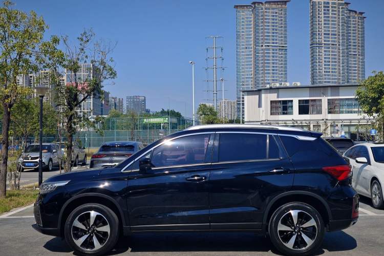 Used GAC Trumpchi GS4 2019 270T Automatic Two-Wheel Drive Luxury Smart Connectivity Model
