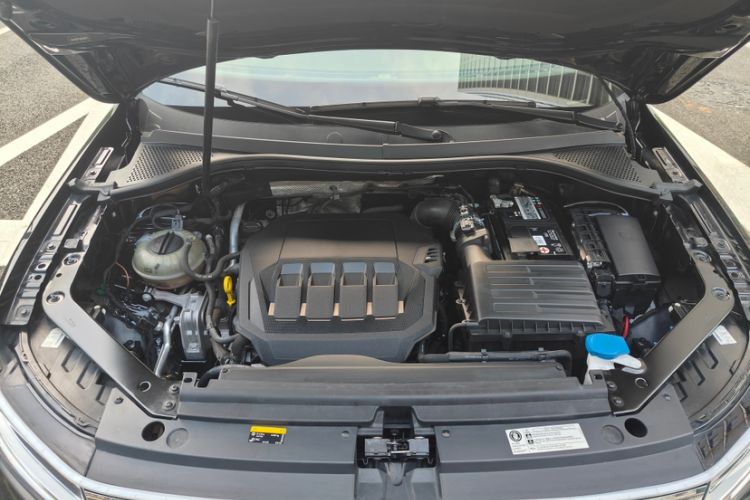 Used Volkswagen Tiguan L 2022 330TSI Automatic Two-Wheel Drive Smart Edition