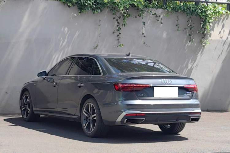 Used Audi A4L 2020 40 TFSI Luxury Dynamic Model Exterior 9