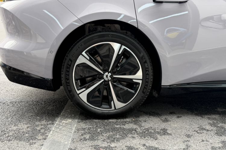 Used Nio ET5T 2025 75 kWh Touring Exterior 8