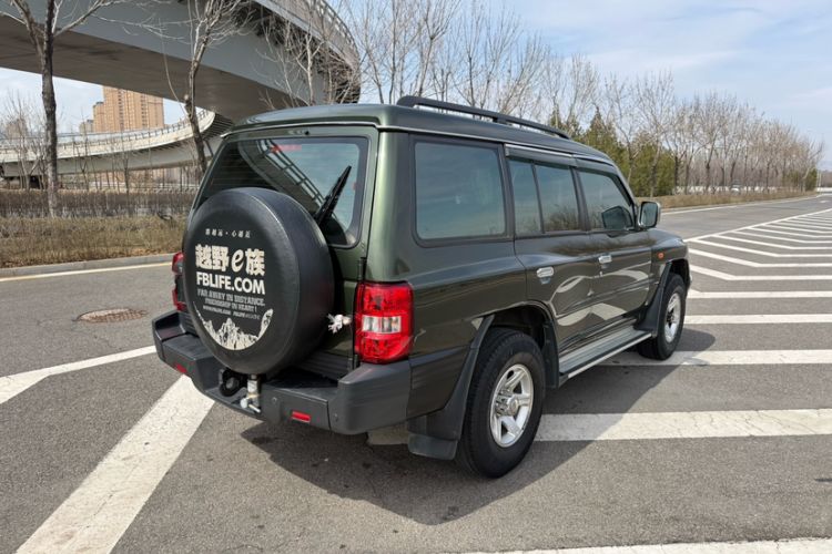 Used Leopaard Q6 2015 2.4L Manual 4x4 Excellence Edition
