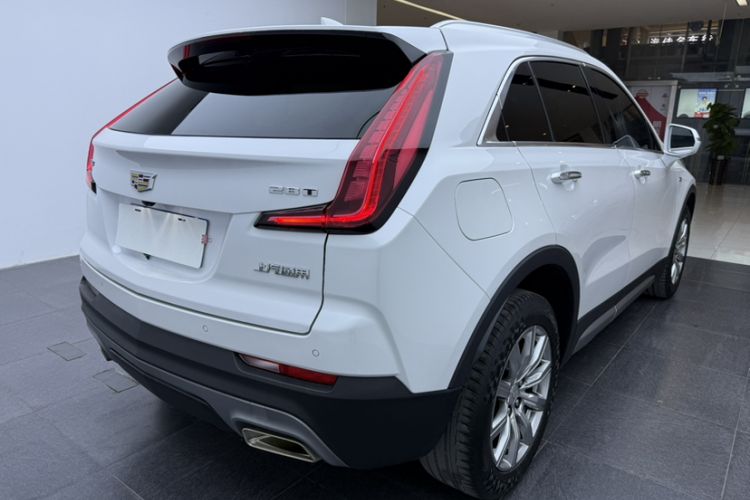 Used Cadillac XT4 2020 Revised Version 28T Two-Wheel Drive Leading Edition Exterior 5